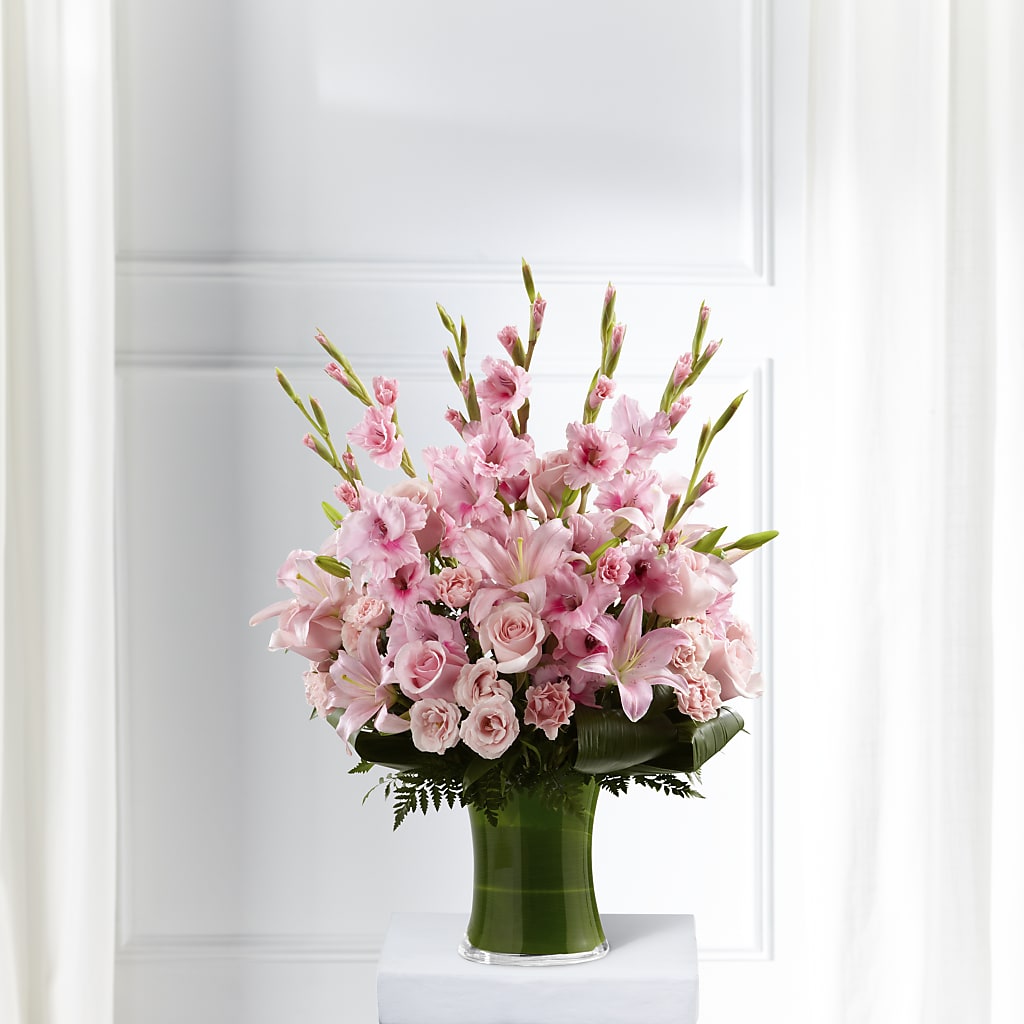 Lovely Tribute Bouquet – Flowers By Vee, Tracy CA