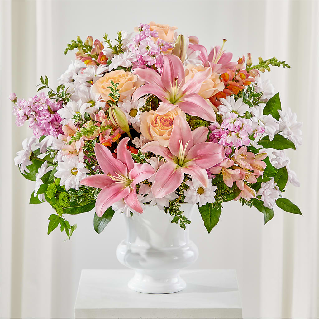 Heartfelt Gesture Urn Arrangement – Flowers By Vee, Tracy CA