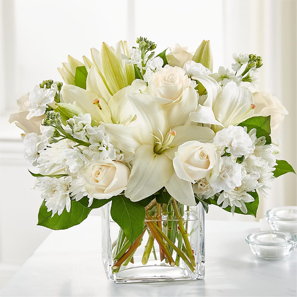 Gentle Breeze Bouquet – Flowers By Vee, Tracy CA