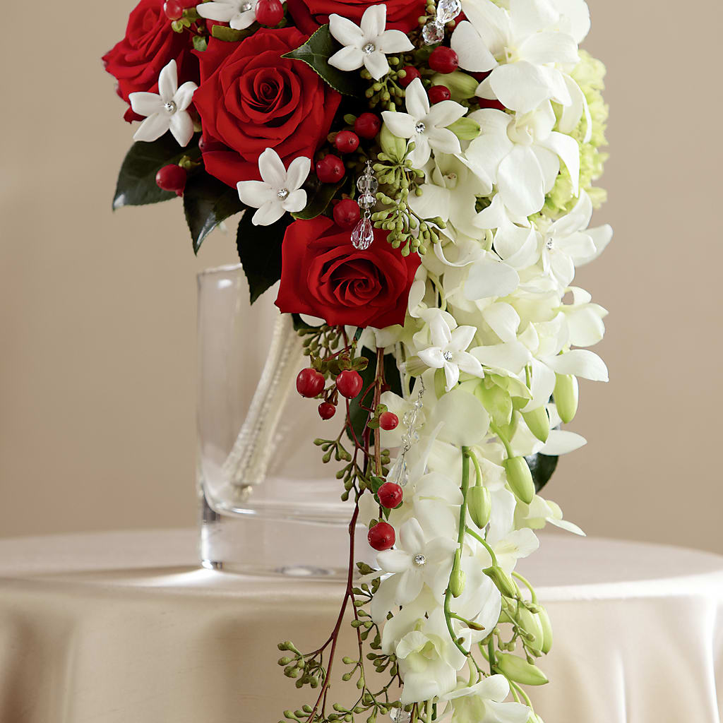 Here Comes the Bride Bouquet – Flowers By Vee, Tracy CA