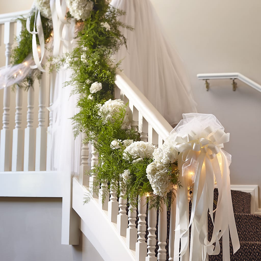 Champagne Dreams Garland – Flowers By Vee, Tracy CA