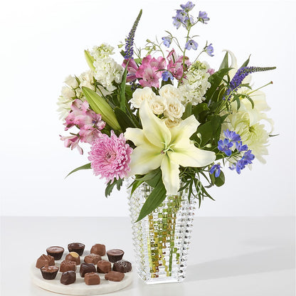 Winter Celebration Bouquet –  Flowers By Vee, Tracy CA