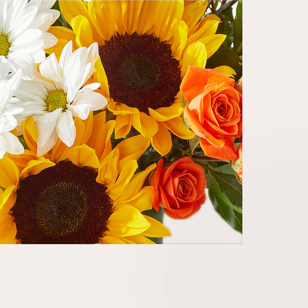 Sun-drenched Blooms Box Bouquet –  Flowers By Vee, Tracy CA