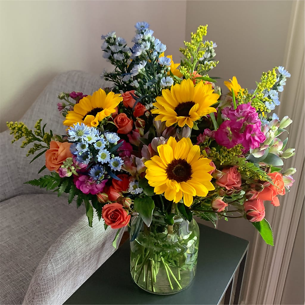 Rays of Life Bouquet –  Flowers By Vee, Tracy CA