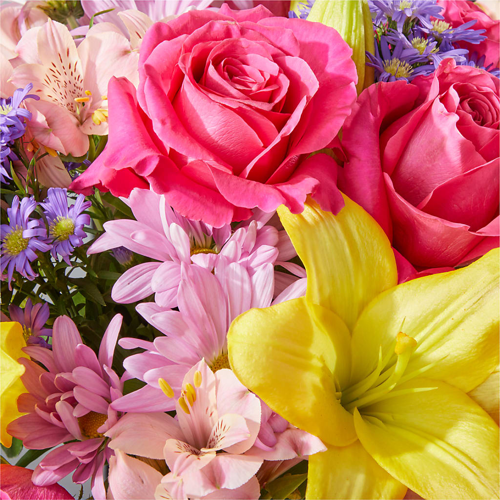 Sprinkles Bouquet –  Flowers By Vee, Tracy CA