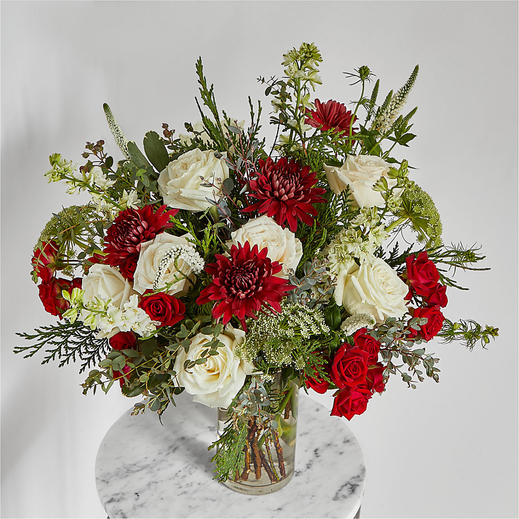 Favorite Traditions Bouquet –  Flowers By Vee, Tracy CA