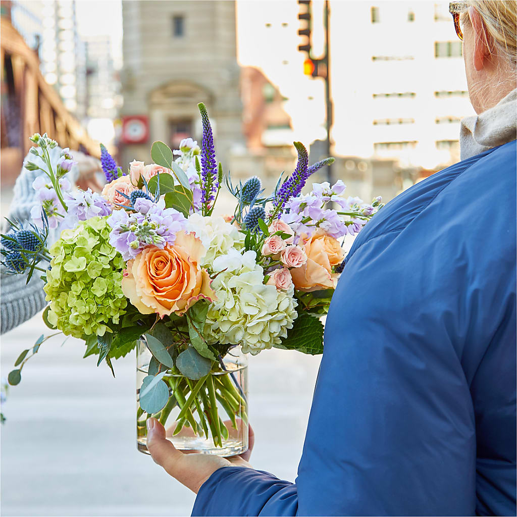 Porch Swing Bouquet –  Flowers By Vee, Tracy CA