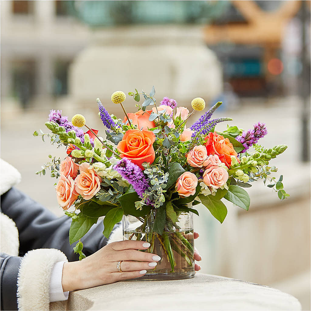 The Standout Bouquet –  Flowers By Vee, Tracy CA