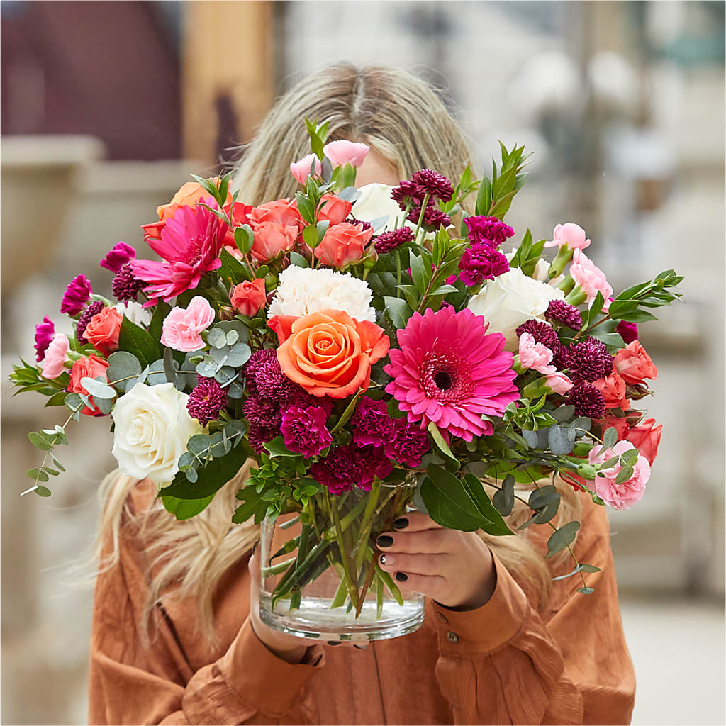 Smell the Roses Bouquet –  Flowers By Vee, Tracy CA