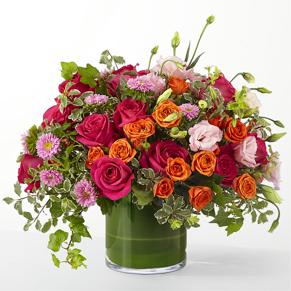 The Trendsetter –  Flowers By Vee, Tracy CA